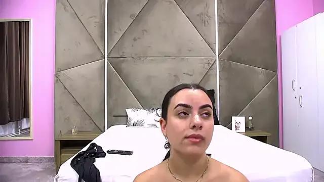 ElyzaIbarra from StripChat is Freechat