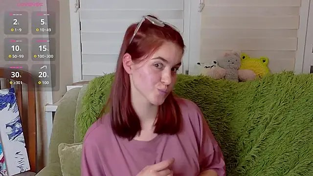 ElzaBlis from StripChat