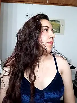 Emi_chik from StripChat