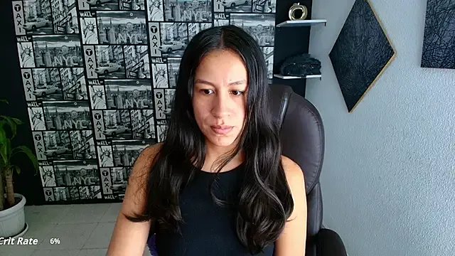 EmiGomez_ from StripChat