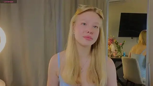 emilyshepar_d from StripChat