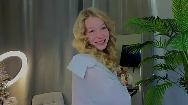 emilyshepar_d from StripChat