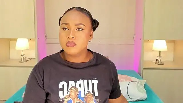 EmilyyStuart from StripChat