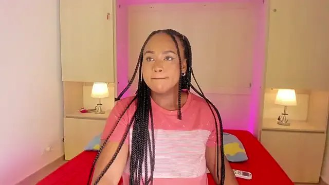 EmilyyStuart from StripChat