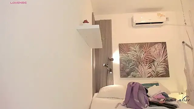 emma_alice_ from StripChat