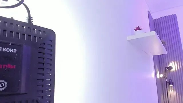 emma_alice_ from StripChat