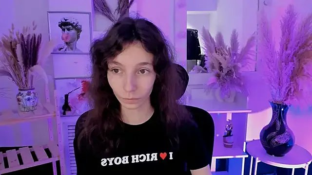 EmmanuellBrown from StripChat