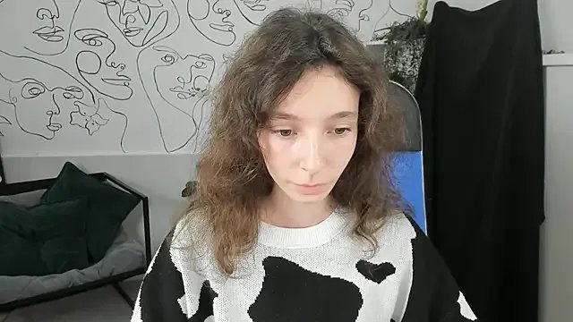 EmmanuellBrown from StripChat