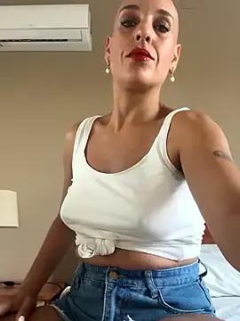 emprexkala from StripChat is Freechat