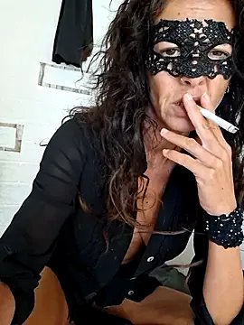 EmySkinny85 from StripChat