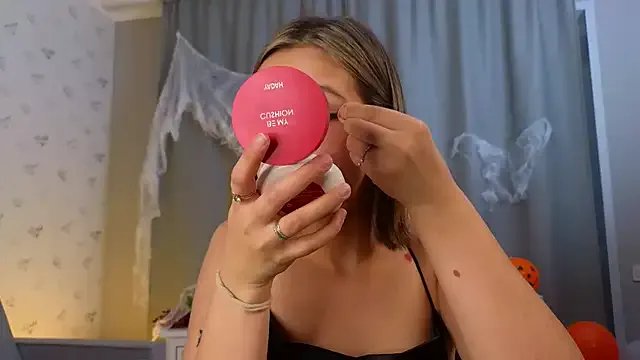 EthalGold from StripChat