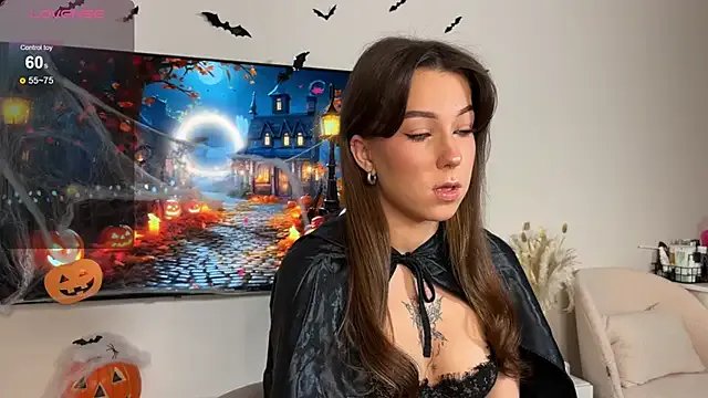 Eva_Collinss from StripChat