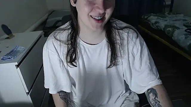 EvaMiron from StripChat