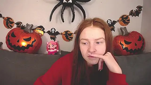 Evarey_ from StripChat