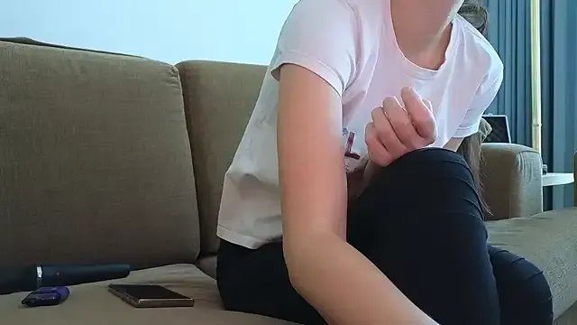 EvaSmith77777 from StripChat