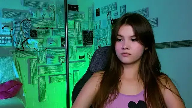 EvaThopson from StripChat