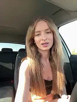 EvieEvans on StripChat 