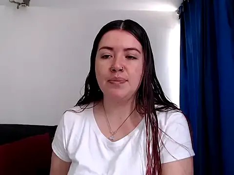 evilheart_69 from StripChat