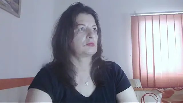 ExtasyMature from StripChat