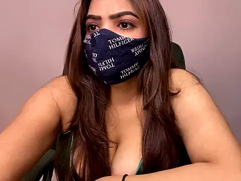 Fantastic_ruby from StripChat