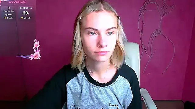 Fiona_Night from StripChat