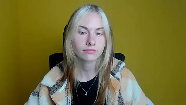 Fiona_Night from StripChat