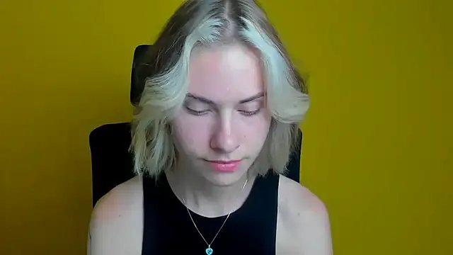 Fiona_Night from StripChat