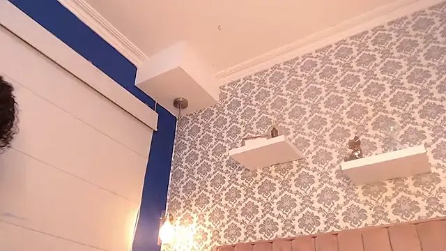 FiorellaRains from StripChat