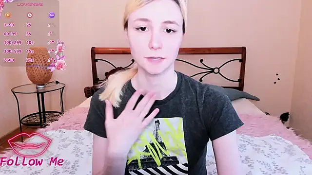 fleximona from StripChat