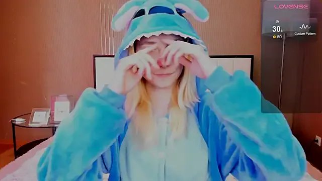 fleximona from StripChat