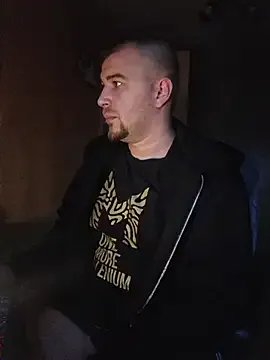 Foxyshaved from StripChat