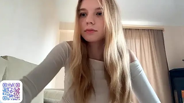 FruityXo from StripChat