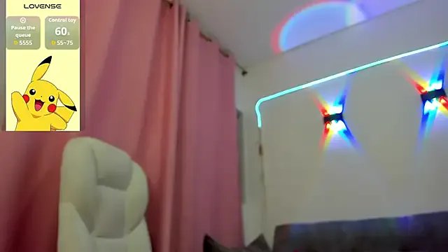 gaaby_foxx from StripChat