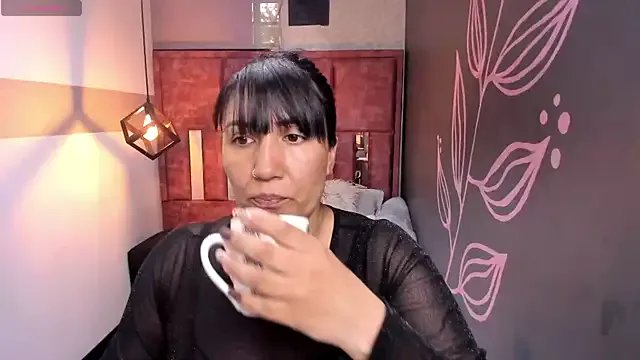 GiaFox_ from StripChat