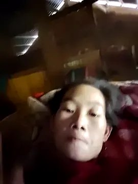 gio-thu from StripChat