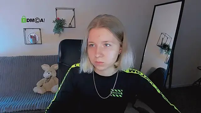 gloria_bubble from StripChat