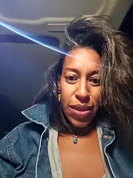 Goldenlace from StripChat is Freechat