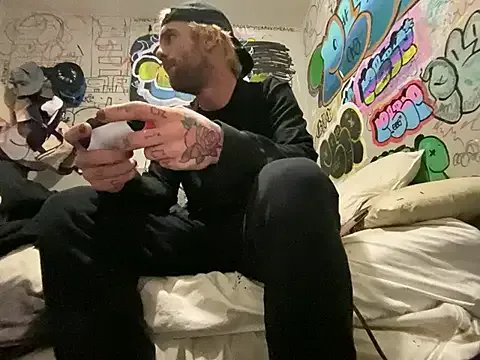 gothboiplzty