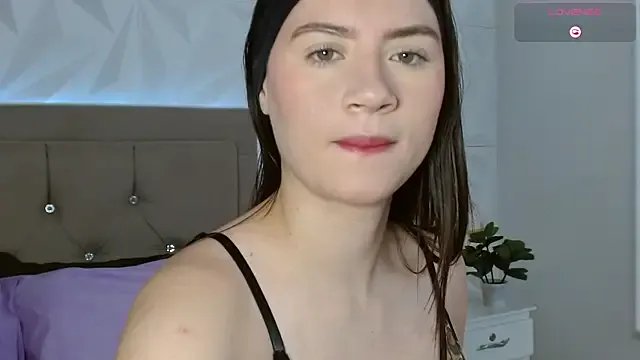 Gwen_drew from StripChat
