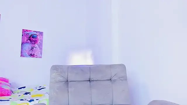 hailey_hadid from StripChat