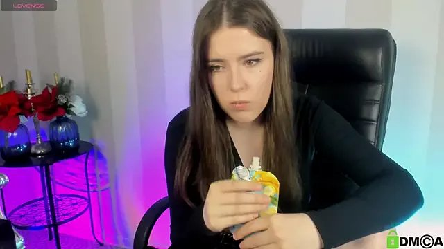 Haley_Gars from StripChat