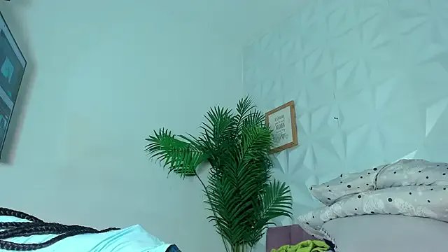 Hellen_Sky from StripChat