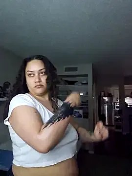 honeeyyy_pot from StripChat