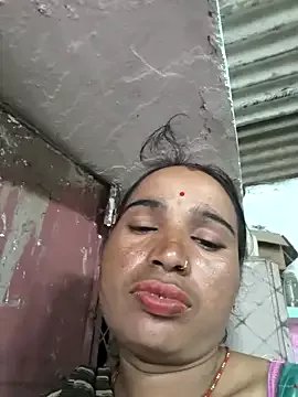 Hot_raaani from StripChat