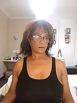 Hotgrannyx from StripChat