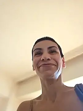 hotSANDRA_STARR from StripChat