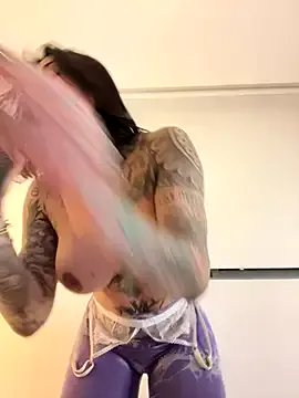 Iam_Annii from StripChat