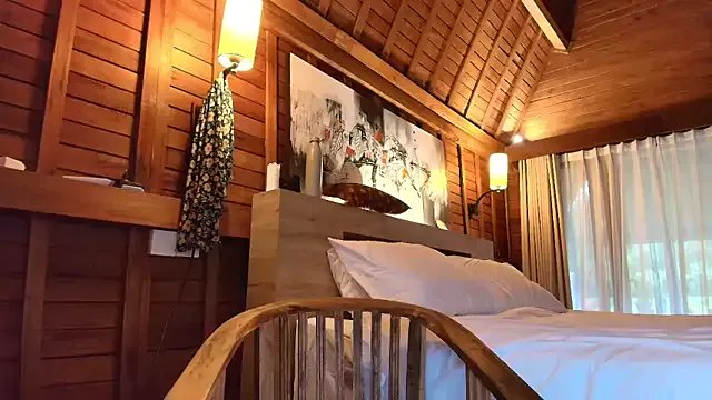 Ida-Rose from StripChat