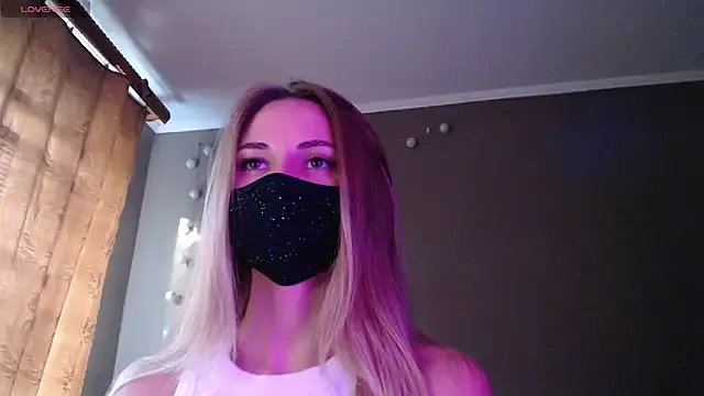 Iris_lave from StripChat