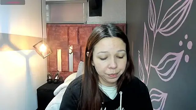 Isa_Thompson__ from StripChat